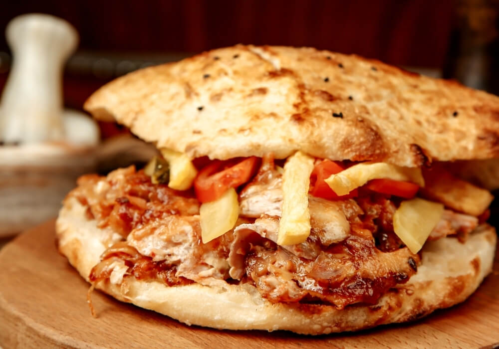 Tombik Tavuk Döner